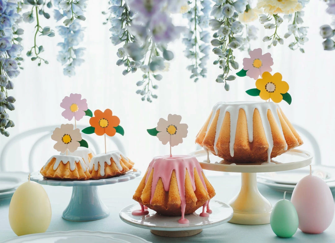 Partydecor Flower Cake Toppers 8 Piece 4 Partydecor Flower Cake Toppers 8 Piece